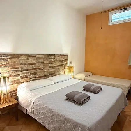 Dom wakacyjny Siciliana Con Piscina 