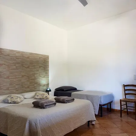 Siciliana Con Piscina 