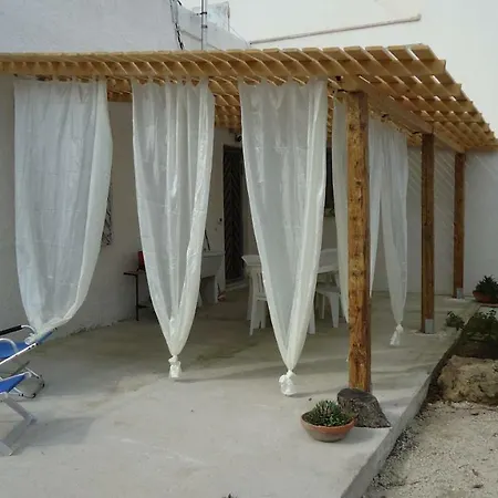 Siciliana Con Piscina 