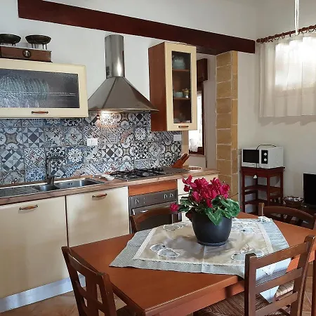 Siciliana Con Piscina 